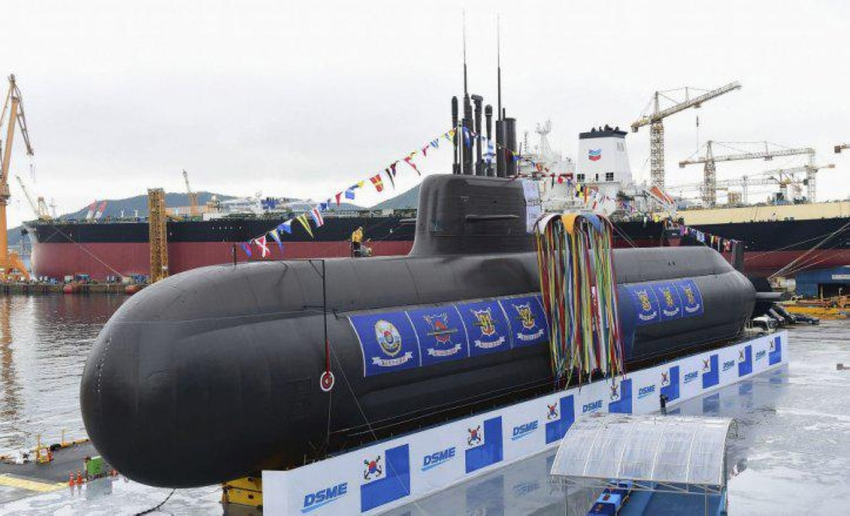 Giới phân tích cho rằng, việc tin tặc bị nghi xuất phát từ Triều Tiên nhắm vào chương trình tàu ngầm KSS-III của Hàn Quốc vì tàu ngầm này có nhiều tính năng vượt trội, chúng sẽ trở thành nòng cốt về sức mạnh ngầm của nước này.