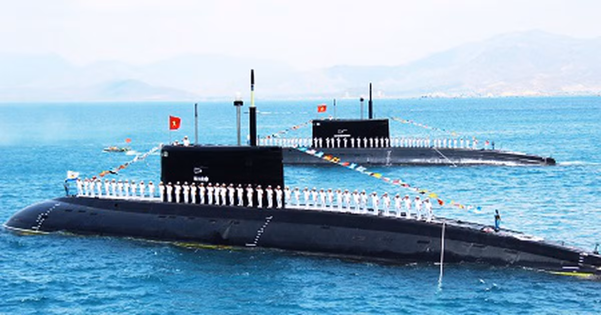 Trước đó, chúng ta thường nhắc tới tàu ngầm Kilo qua những hình ảnh khi tàu đang nổi trên mặt nước.