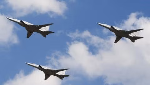 Nhận thấy những tính năng tuyệt vời của loại máy bay này, Trung Quốc nhiều lần ngỏ ý muốn mua, tuy nhiên Nga đã lắc đầu từ chối.