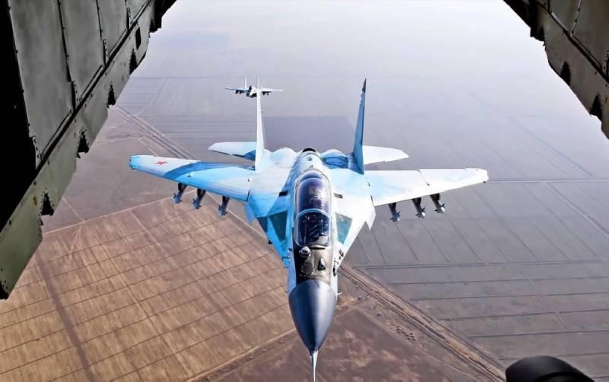 Truyền thông Nga mới đây cho biết, những chiếc tiêm kích MiG-35S thuộc lô sản xuất hàng loạt đầu tiên đã hoàn thành đầy đủ các cuộc thử nghiệm cấp nhà nước và được đưa vào biên chế trước thời hạn.