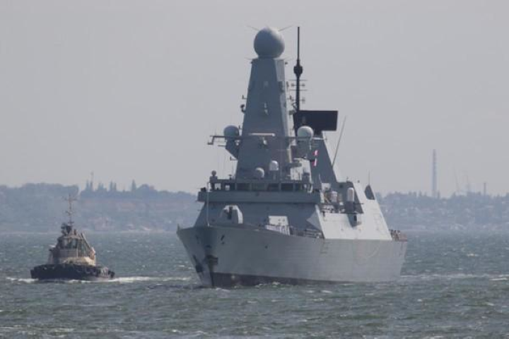 Hành động trên của Mỹ đã khiến Nga phải vất vả chống đỡ, họ cần phải chặn máy bay Mỹ từ xa, không để chúng tiến quá sát bán đảo, nhưng vẫn phải đảm bảo an toàn, tránh làm phát sinh căng thẳng.