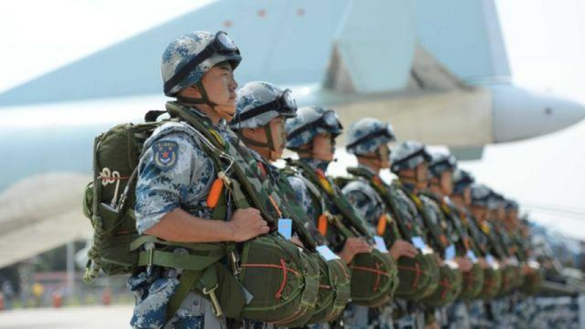 Ông Chu Thần Minh nhận định rằng quân đội Trung Quốc đang tiếp tục cải tổ sâu rộng các lực lượng tác chiến.