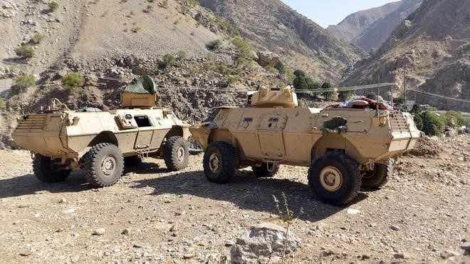 Hình ảnh thiết giáp MASV của các tay súng Taliban án ngữ trong lung lũng Panjshir, ngay trước đại bản doanh của lực lượng Mặt trận Kháng chiến Quốc gia Afghanistan, sau khi nơi này thất thủ vào sáng 6/9.