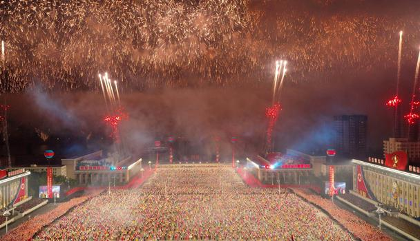 "Chính phủ sẽ kiên quyết bảo vệ giá trị và lợi ích căn bản của nhân dân Triều Tiên, đồng thời giải quyết mọi việc theo cách của chúng ta, bằng nỗ lực của chính chúng ta, trên nguyên tắc tự lực tự cường trong bất kỳ hoàn cảnh nào", ông Ri Il-hwan phát biểu.