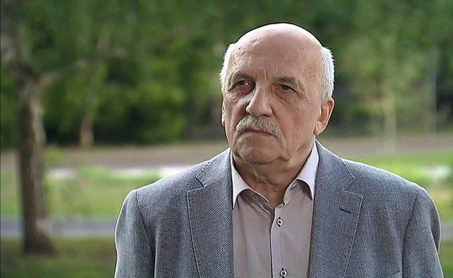 Một thành viên của hội đồng chuyên gia thuộc Ủy ban Quân sự - Công nghiệp Liên bang Nga, Tổng biên tập tạp chí “Kho vũ khí của Tổ quốc” - Đại tá Viktor Murakhovsky, cũng có quan điểm tương tự: