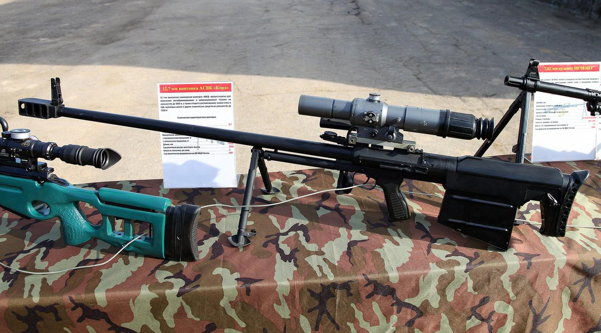 Súng trường Bắn tỉa Cỡ nòng lớn của Quân đội (ASVK) ra đời, sử dụng đạn cỡ 12,7x108 mm, trở thành vũ khí bắn tỉa mạnh nhất của Nga khi có thể xuyên thủng dễ dàng tấm thép dày 20 mm ở khoảng cách 500 m.