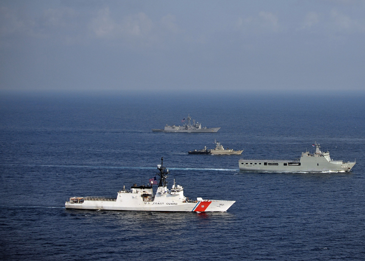 Điều đáng nói đó là, ngân sách quốc phòng của Indonesia chỉ là 9,2 tỷ USD, tương đương với 0,7% GDP của quốc gia này. Ngân sách này có thể coi là ít, nếu xét về quy mô của quân đội Indonesia, điều này cũng đồng nghĩa với việc, quốc gia này đã chi tiêu chính xác tới từng xu, để đưa quân đội lên tầm số một Đông Nam Á và số 16 thế giới. Nguồn ảnh: Flickr.