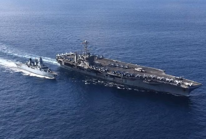 Hải quân Mỹ hồi năm 2019 từng hai lần đề xuất loại biên USS Harry S. Truman thay vì theo đuổi kế hoạch đại tu và tái nạp nhiên liệu dự kiến diễn ra trong năm 2024.