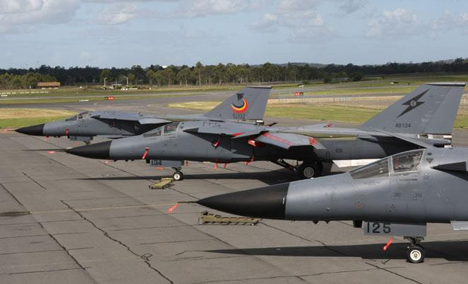 Tại Tripoli, một tổ hợp gồm 25 tên lửa phòng không được bố trí. Một phi đội gồm 18 máy bay F-111 đã thực hiện cuộc tấn công này cùng 4 phi cơ EF-111 Raven để làm nhiễu radar, ngoài ra tàu chiến Mỹ cũng được điều động để tấn công các mục tiêu gần thành phố Benghazi (Libya).