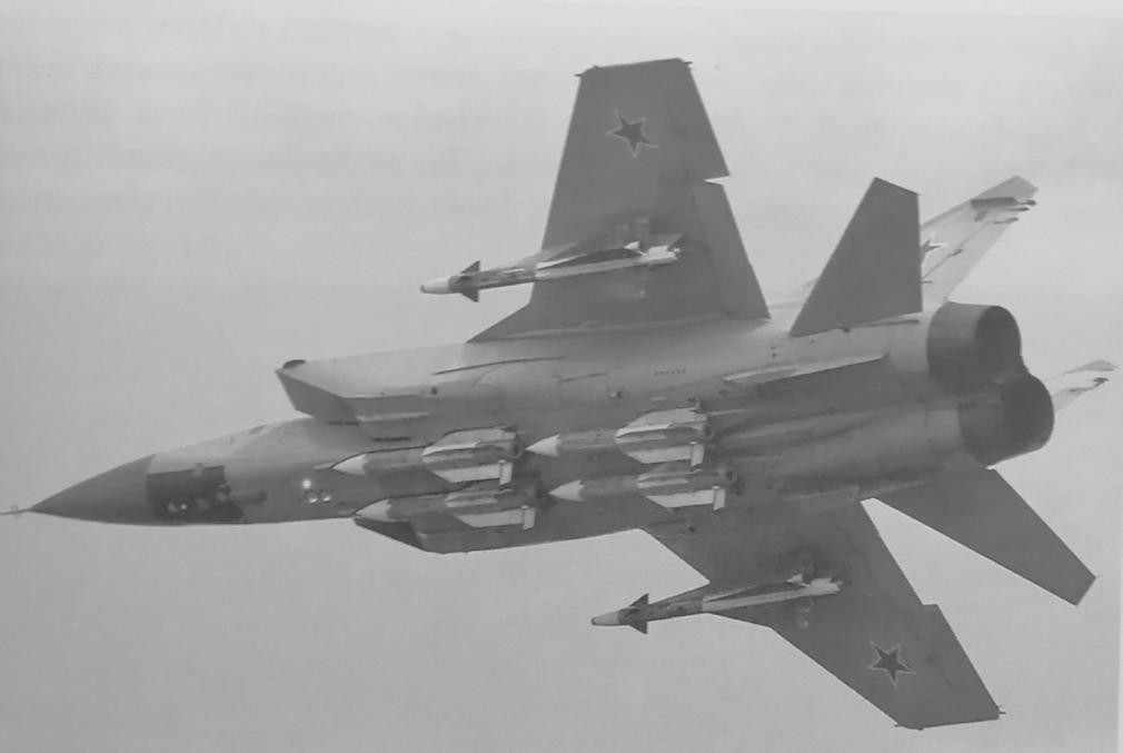 Chỉ huy đã hỏi Tướng Perruts rằng ông đánh giá tình hình ở Đông Đức như thế nào thì nhận được câu trả lời: “Không có đủ bằng chứng để biện minh cho việc tăng cường khả năng sẵn sàng chiến đấu thực sự”.