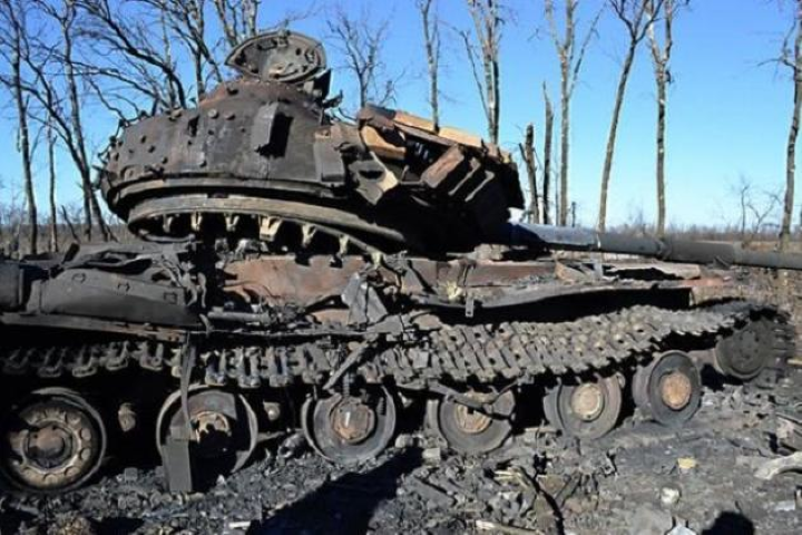 Cụ thể trong một tuần giao chiến ở Donbass, ít nhất 20 xe bọc thép của AFU đã bị phá hủy và hư hỏng. Sở dĩ có tình trạng trên là bởi những trận tập kích bất ngờ từ các đơn vị dân quân Cộng hòa nhân dân Lugansk và Donetsk tự xưng (LPR và DPR).