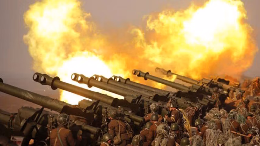 Một điểm đặc biệt gây khó khăn cho việc phản pháo cũng như phá hủy trận địa pháo Triều Tiên là các khẩu pháo được giấu trong lòng núi hiểm trở. Đây chính là một trong những yếu tố khiến Triền Tiên luôn có thế mạnh trên bàn đàm phán với Mỹ và Hàn Quốc.