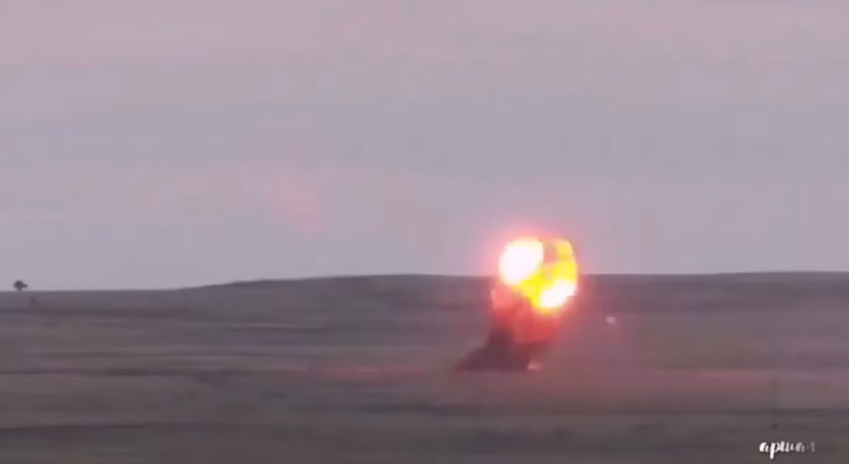 Nguồn tin này cho biết thêm, để đạt được kết quả này, thay vì sử dụng tên lửa, chiến đấu cơ Nga đã dùng bom BETAB-500.