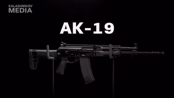 Ngoài ra các thanh ray Picatinny cũng được lắp đặt, cho phép bạn tích hợp các thiết bị khác nhau. Khẩu AK-19 còn cung cấp khả năng tác xạ bằng cả tay trái và tay phải. Ngoài ra nhiều cải tiến khác đã xuất hiện