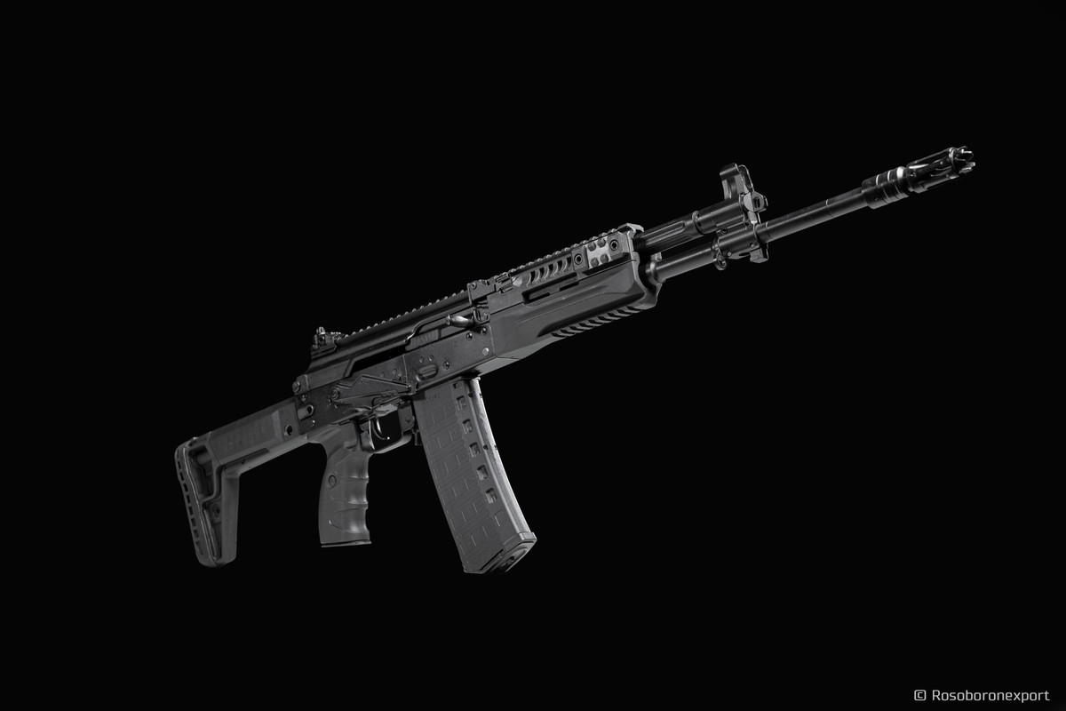 Chuyên gia quân sự, Giám đốc Bảo tàng Lực lượng Phòng không Nga - Đại tá đã nghỉ hưu Yuri Knutov trong cuộc phỏng vấn với tờ PolitRussia nói răng chỉ riêng điều này cũng khiến AK-19 trở thành một trong những sản phẩm mới thú vị nhất trên thị trường vũ khí.