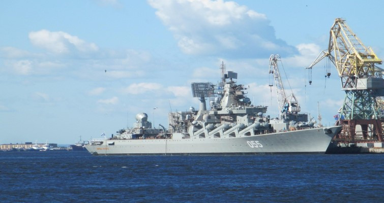 Ngoài ra do sử dụng tên lửa chống hạm thế hệ cũ, chưa tích hợp ống phóng thẳng đứng đa năng UKSK mà cơ số đạn của nó mang theo khá ít so với các tàu chiến hiện đại của hải quân Nga.