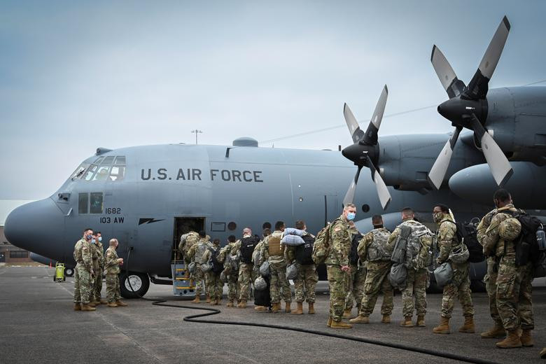 Quân đội Mỹ được huy động tới Washington để đảm bảo an ninh trong ngày nhận chức của ông Joe Biden.