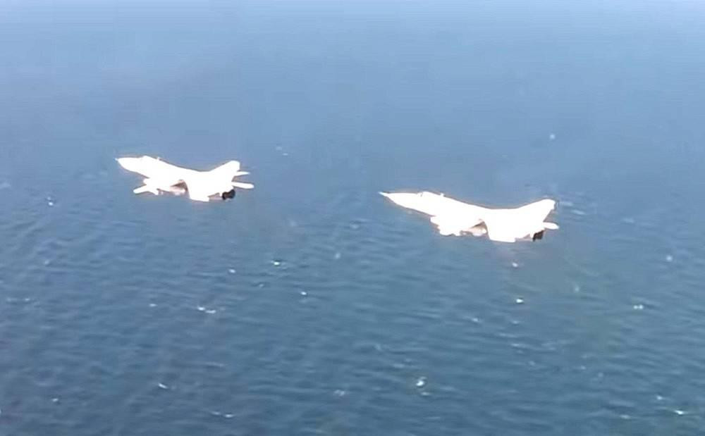 Có thông tin cho biết vào năm 2014, Su-24 của Nga đã "hạ gục" hệ thống Aegis của tàu USS Donald Cook với sự trợ giúp của tổ hợp "Khibiny", sau đó 27 thành viên thủy thủ đoàn trên chiếc khu trục hạm Mỹ này đã nộp đơn xin giải ngũ.