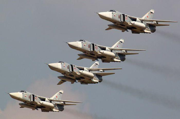 "Mặc dù thực tế trên chiến trường, phương tiện tác chiến điện tử trở thành một loại vũ khí tối tân có khả năng làm mù và trấn áp đối phương, nhưng tác chiến điện tử chủ yếu chỉ để phòng thủ".