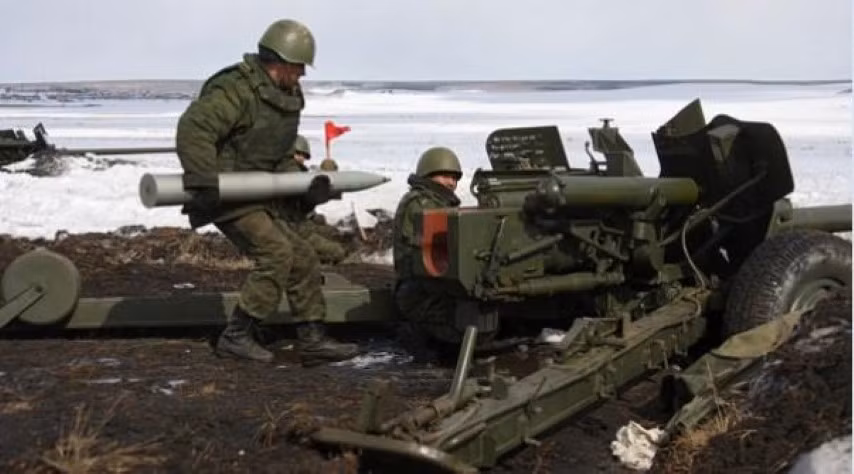 MT-12 có trọng lượng 3.1 tấn với chiều dài tổng thể lên đến gần 10m, đây chính là một trong những nguyên nhân khiến việc triển khai MT-12 trở nên khó khăn hơn.