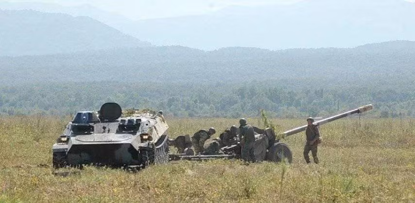 Bên cạnh đó hệ thống radar 1A31 "Ruta" này có thể hoạt động ở mọi điều kiện thời tiết và hỗ trợ dẫn bắn chính xác hơn so với một số dòng tên lửa chống tăng dẫn đường.