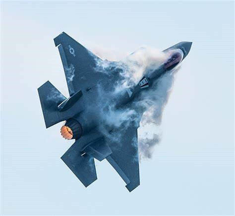 Tới thời điểm hiện tại - nghĩa là năm năm sau khi hai quốc gia ký kết hợp đồng, Đan Mạch mới nhận chiếc tiêm kích F-35 đầu tiên. Nguồn ảnh: Sina.