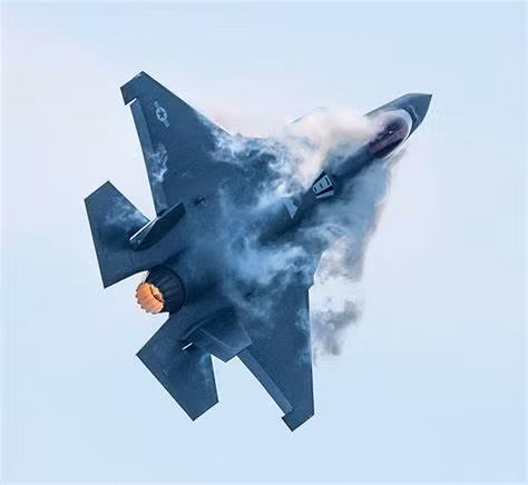 Tới thời điểm hiện tại - nghĩa là năm năm sau khi hai quốc gia ký kết hợp đồng, Đan Mạch mới nhận chiếc tiêm kích F-35 đầu tiên. Nguồn ảnh: Sina.