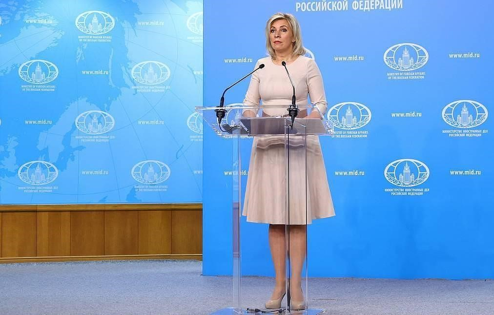 Bà Maria Zakharova - Vụ trưởng Vụ Thông tin và Báo chí của Bộ Ngoại giao Liên bang Nga đã nhắc nhở Pháp rằng, việc mất các hợp đồng quan trọng trị giá hàng tỷ USD đã trở thành chuyện thường tình đối với Paris.