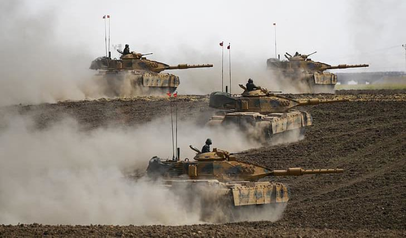 Vũ khí chính của M60T là pháo 120mm mới (thay cho pháo 105 mm của M60) có thể thay thế bởi các chi tiết vũ khí và hậu cần của NATO.