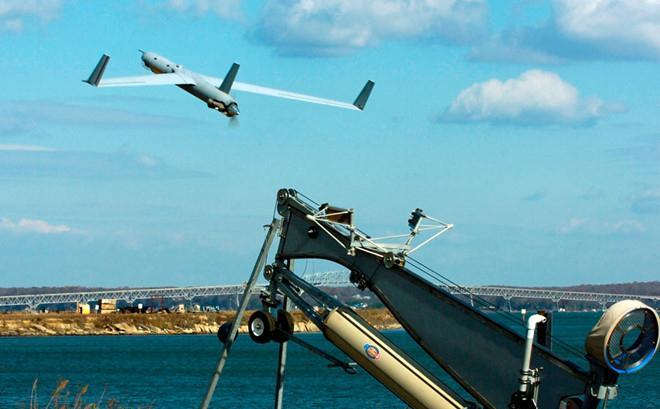 Thậm chí nhiều UAV ScanEagle còn mới tinh cũng bị rơi vào tay Taliban khi quân đội Afghanistan sụp đổ. Trước đó cơ quan điều tra Afghanistan từng bắt được vụ cấu kết lấy trộm và bán chiếc UAV tối tân này với giá chỉ 400.000 USD, tức chỉ bằng 1/3 giá trị thực tế.