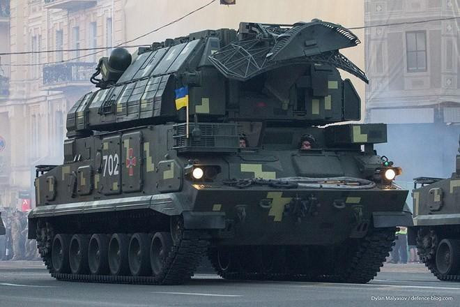 Báo chí Nga lưu ý rằng các hệ thống phòng không nói trên của Ukraine đều là biến thể cũ ra đời từ thời Liên Xô, có hạn chế nhất định về tầm bắn, và hầu hết chúng không thể bắn trúng mục tiêu từ cự ly hơn 55 km.
