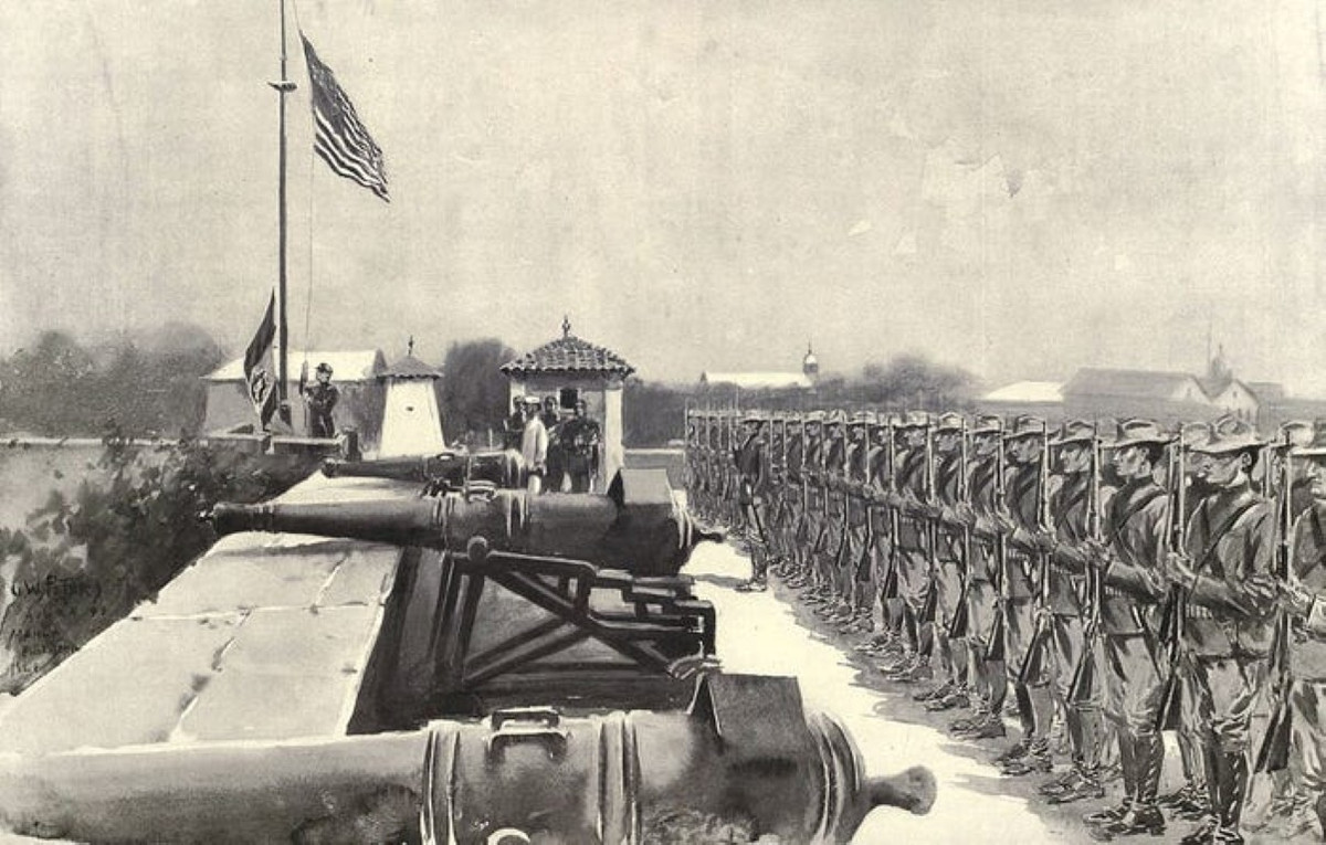 Tới khi cuộc Chiến tranh Tây Ban Nha - Mỹ nổ ra, mức lương của lính Mỹ vẫn được duy trì khoảng 13 USD/tháng. Tuy nhiên ở thời điểm hiện tại, vật giá ở Mỹ rất rẻ, nên sức mua của 13 USD lại tương đương với 350 USD tỷ giá thời điểm hiện tại.