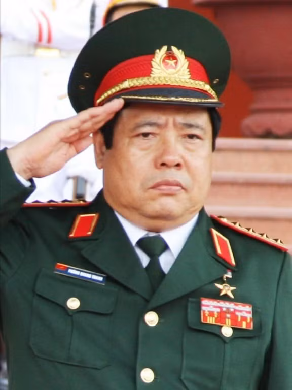 Đồng chí Phùng Quang Thanh từng giữ chức vụ Bộ trưởng Bộ quốc phòng giai đoạn 2006 - 2016.