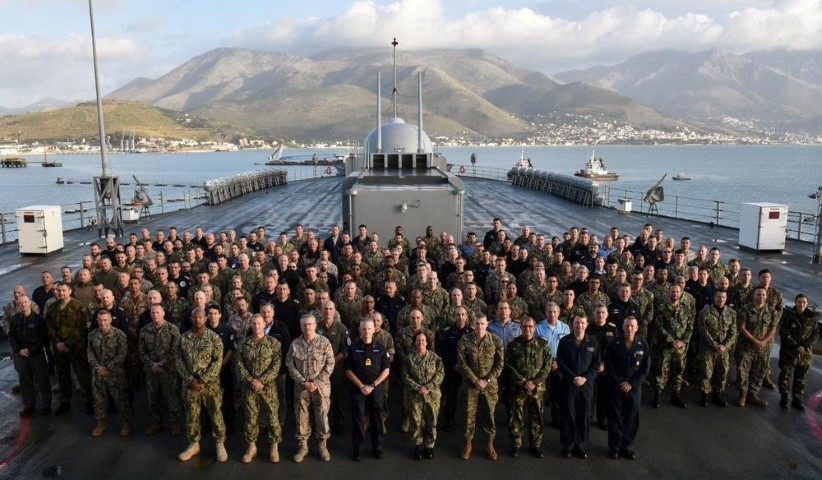 Sự xuất hiện của tàu chiến Mỹ khiến Nga lên tiếng phản đối. Bộ trưởng Ngoại giao Nga Sergey Lavrov nhận định, những hành động như trên là một phần trong chính sách lâu dài của Washington, nhằm khuấy động sự đối đầu giữa Nga và các nước láng giềng ở Biển Đen, mà trong số này nhiều quốc gia là thành viên của NATO.