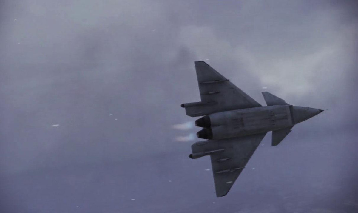 Cùng từng có thông tin cho rằng rằng Nga đã bán công nghệ trên MiG-1.44 cho Trung Quốc chế tạo chiếc tiêm kích J-20.