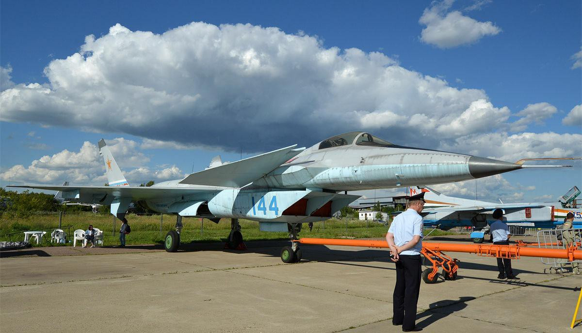 Tuy chết yểu những những công nghệ của MiG-1.44 và Su-47 đều được áp dụng cho Su-T50 hiện đã được mang tên mới Sukhoi Su-57.