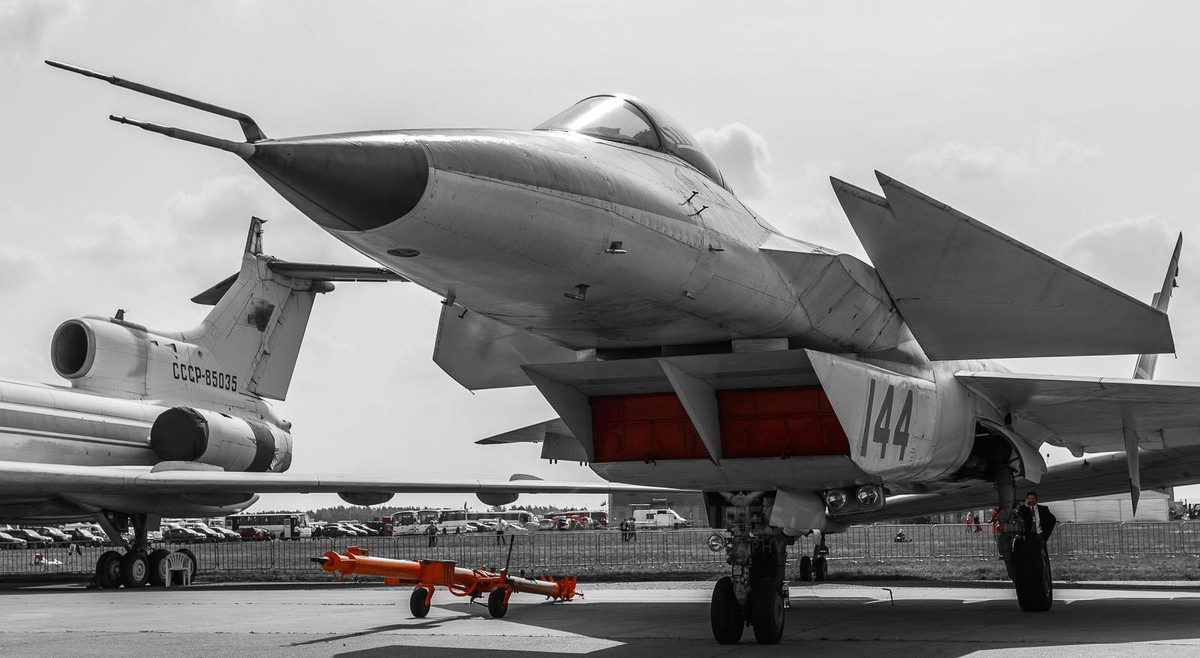 MiG-1.44 có thể mang hầu hết các loại vũ khí dành cho chiến đấu cơ của Nga.