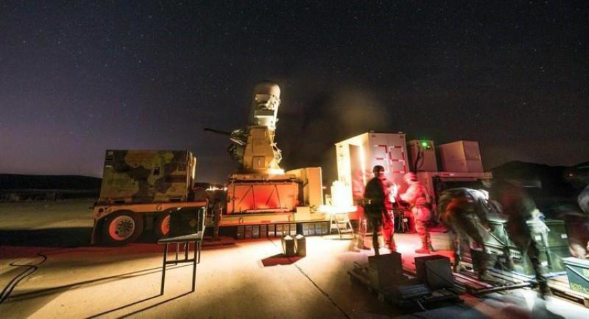 Ngoài ra còn có hệ thống điều khiển hỏa lực tối tân và một tổ hợp kính ngắm hồng ngoại để bám bắt mục tiêu.