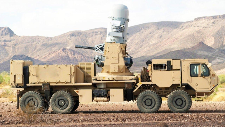 Ngoài đặt cố định, hệ thống C-RAM còn có thể đặt trên các xe tải quân sự để tăng khả năng cơ động.