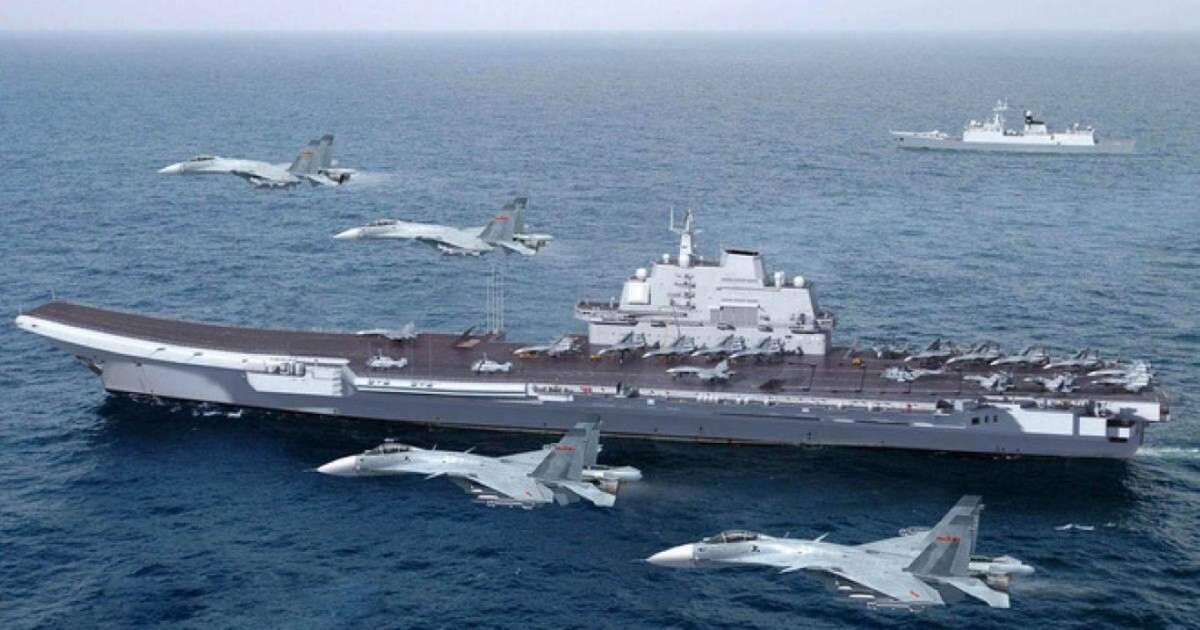 Chu Thần Minh, chuyên gia quân sự tại Bắc Kinh, nhận định bức ảnh cho thấy chiến hạm Mỹ "giữ khoảng cách rất an toàn" khi đi song song với hàng không mẫu hạm Liêu Ninh. "Cả hai bên đều hiểu rằng có khoảng cách lớn giữa nhóm tác chiến tàu sân bay Mỹ và Trung Quốc".