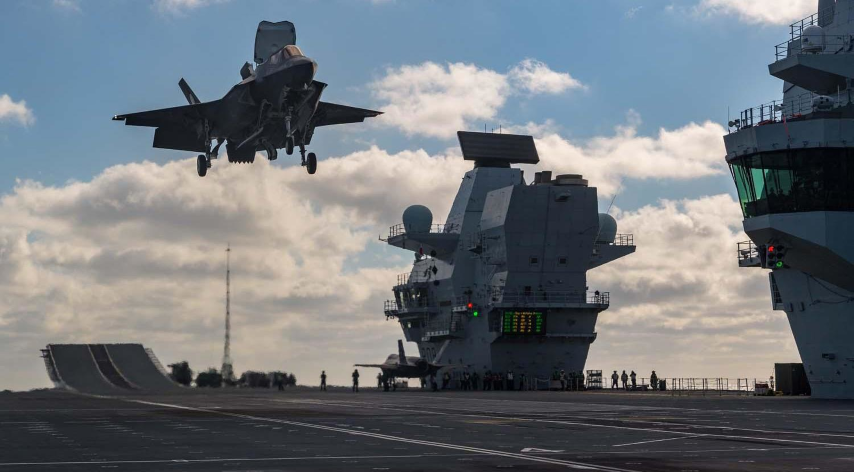 Phi công phóng ghế thoát hiểm và được giải cứu an toàn, trong khi xác máy bay F-35B dường như đã bị lảng đi dưới nước so với vị trí lao xuống biển và đang nằm ở độ sâu khoảng 1.600 m.