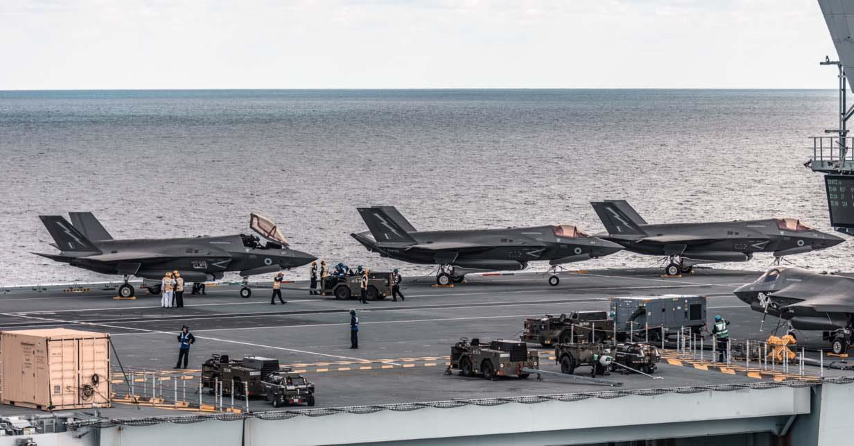 Phía Anh cũng cho biết thêm rằng, phi công khi đó đã phát hiện tình huống trục trặc nhưng không kịp dừng máy bay trên đường băng và buộc lòng phải kích hoạt ghế phóng, chấp nhận để chiếc F-35B rơi xuống biển.