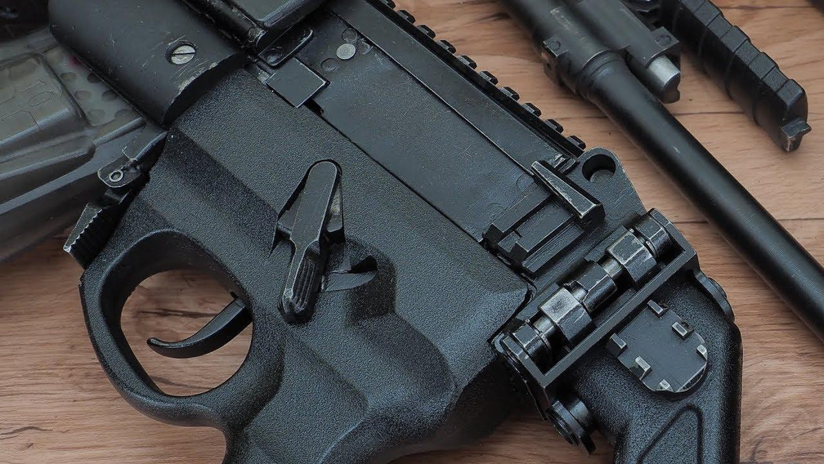 Cũng tương tự như các dòng súng hiện đại, súng Kord 6P68 được trang bị thanh ray pincantiny để có thể gắn phụ kiện chiến đấu khi cần thiết.