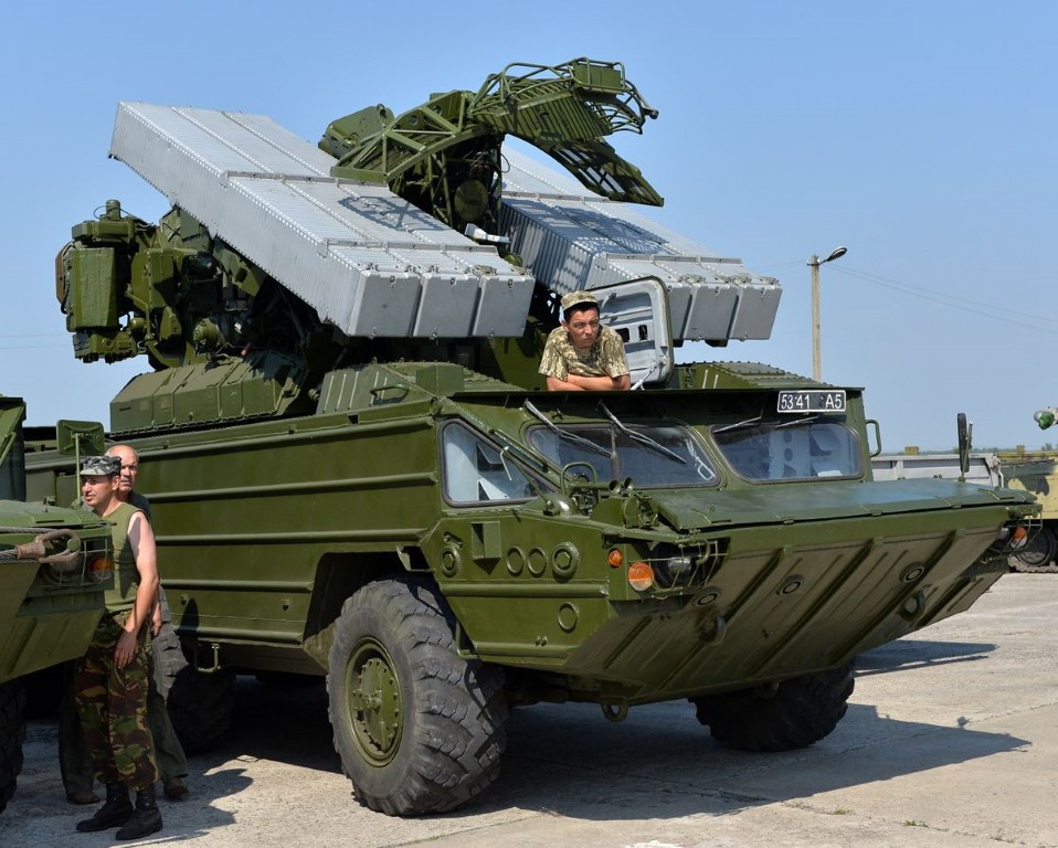 Tuy nhiên thông tin trên cũng chưa được xác nhận, nhiều chuyên gia cho rằng, phe ly khai miền Đông Ukraine, khó có thể vận hành được lực lượng không quân. Nhiều khả năng các máy bay Su-25 này, là cường kích Nga được điều khiển bởi phi công Nga, nhưng dưới vỏ bọc của phe ly khai.