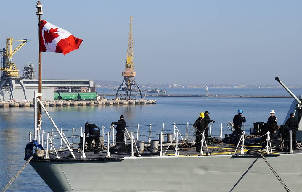 Vào thời điểm đó, kế hoạch mở rộng liên minh của Mỹ về phía Đông mâu thuẫn với quan điểm của các cường quốc châu Âu, vốn không quan tâm đến việc khiêu khích Moskva.