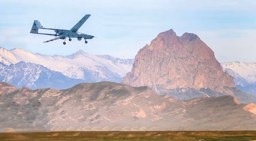 Bayraktar TB2 do Thổ Nhĩ Kỳ sản xuất là phương tiện tác chiến "làm mưa làm gió" trên chiến trường Nagorno-Karabakh, mang lại những ưu thế vượt trội cho quân đội Azerbaijan, làm thay đổi cục diện chiến tranh.
