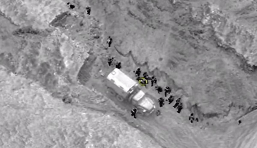 Chúng được trang bị động cơ đốt trong Rotax 912 công suất 100 mã lực, tốc độ hành trình 130km/h, tốc độ tối đa 222km/h, trần bay 8.200m, thời gian bay 25-27 giờ, bán kính điều khiển từ trạm mặt đất 150km.