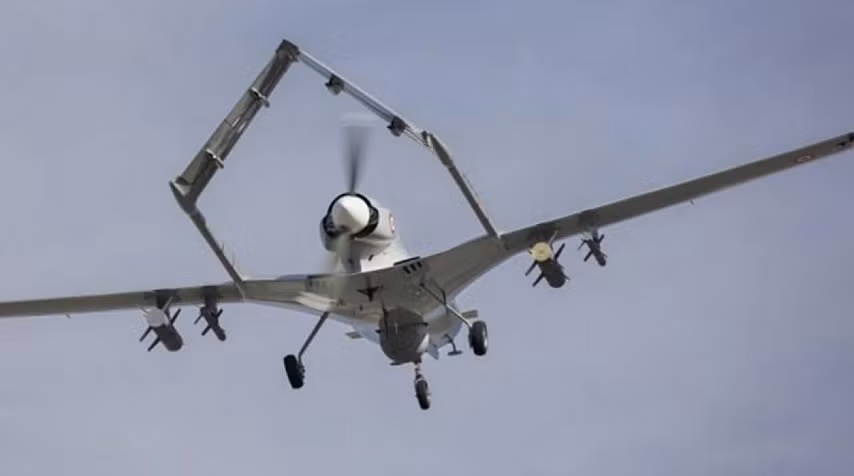 Năm 2016, việc sử dụng chiến đấu UAV TB2 đầu tiên của Thổ Nhĩ Kỳ đã diễn ra ở Syria và năm 2018, hơn 100 triệu USD đã được phân bổ từ ngân sách quân sự để sản xuất Bayraktar TB2.