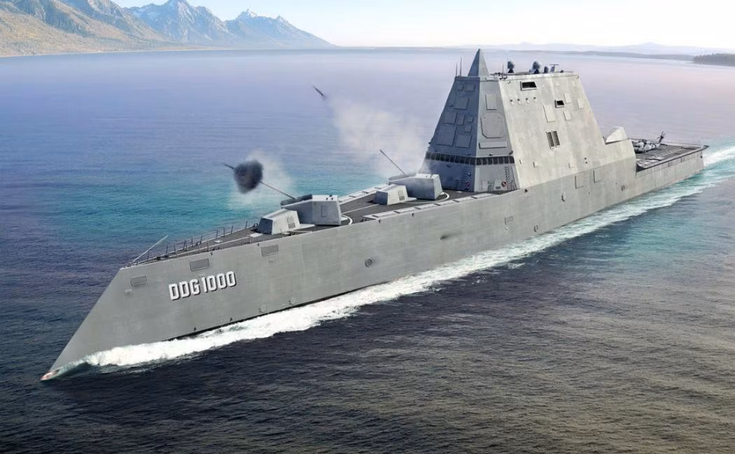 Thiết kế này giúp giảm đáng kể diện tích phản xạ radar và tạo độ cân bằng tốt hơn cho các tàu nhỏ, nhưng nhiều nhà phê bình hoài nghi về hiệu quả của nó khi áp dụng cho chiến hạm cỡ lớn và đắt giá như tàu chiến Zumwalt.