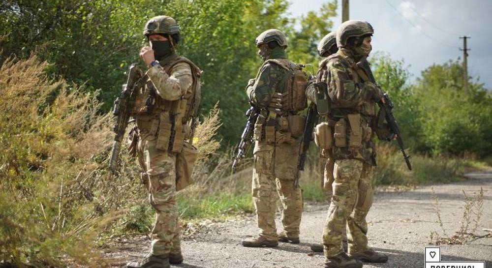 Người đàn ông đã bị bắt giữ tại hiện trường trong khi nhận được một bộ tài liệu kỹ thuật đầy đủ, có đóng dấu hạn chế truy cập. Một vụ án hình sự đã được mở đối với người bị giam giữ theo phần đầu tiên của Điều 111 Bộ luật Hình sự Ukraine (tội phản quốc cấp độ cao).